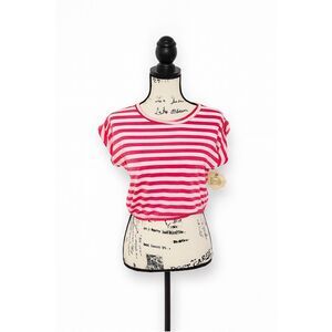 Belle du Jour Pink & White Striped Cropped Tee Shirt Women’s Size Small NWT
